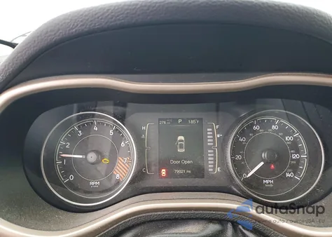 2014 Jeep Cherokee Latitude z USA, uszkodzony, nr VIN 1C4PJMCS7EW290922